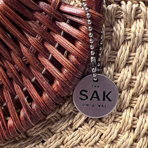 THE SAK ORIGINAL Woven Straw Tote - Picture 2 of 15